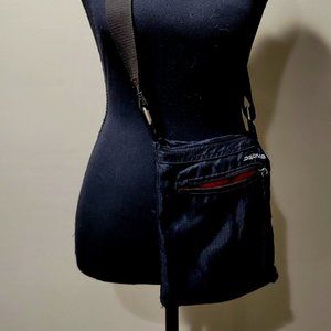 Dakine Crossbody Bag